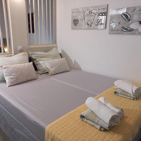 Studio Apartment With Pool Пула Екстер'єр фото