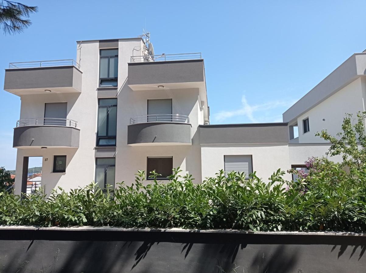 Studio Apartment With Pool Пула Екстер'єр фото